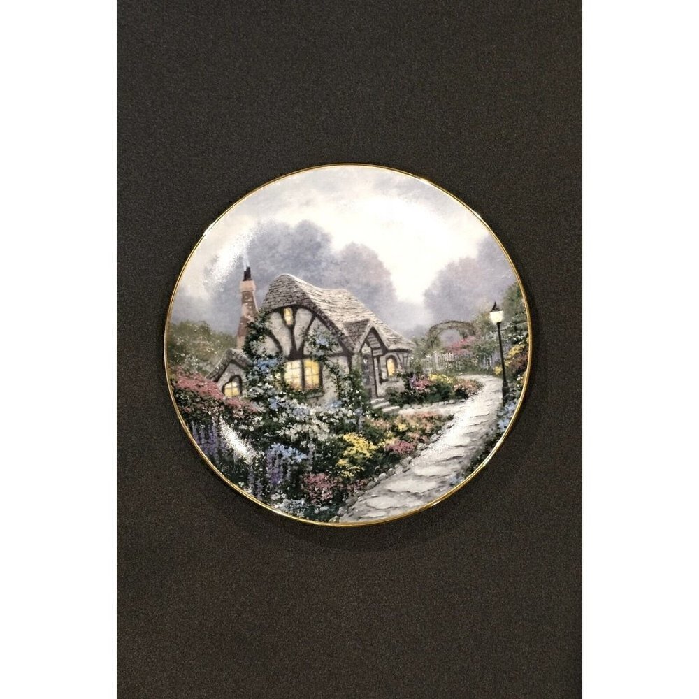 Thomas Kinkade Garden Cottages of England Chandler's Cottage Plate, 8 3/8" Dia